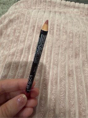 Kohl's Lip Liner Pencil - Mauve Pink Shade